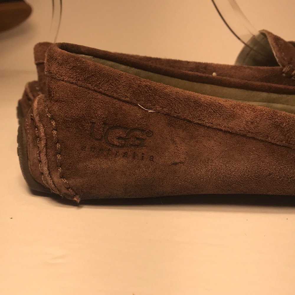 Ugg - Picture 5 of 5
